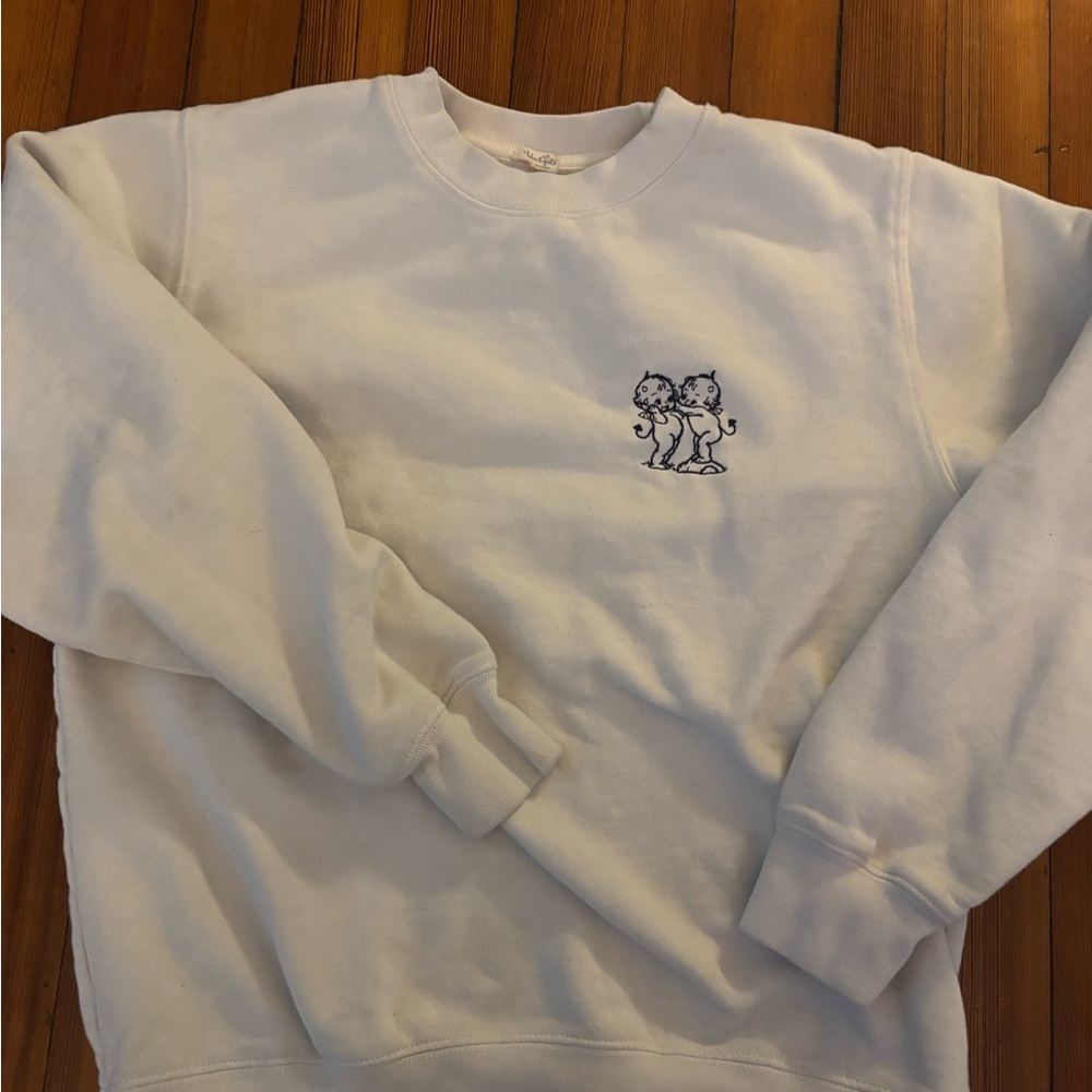 Brandy Melville White Cherubs Crewneck Sweater